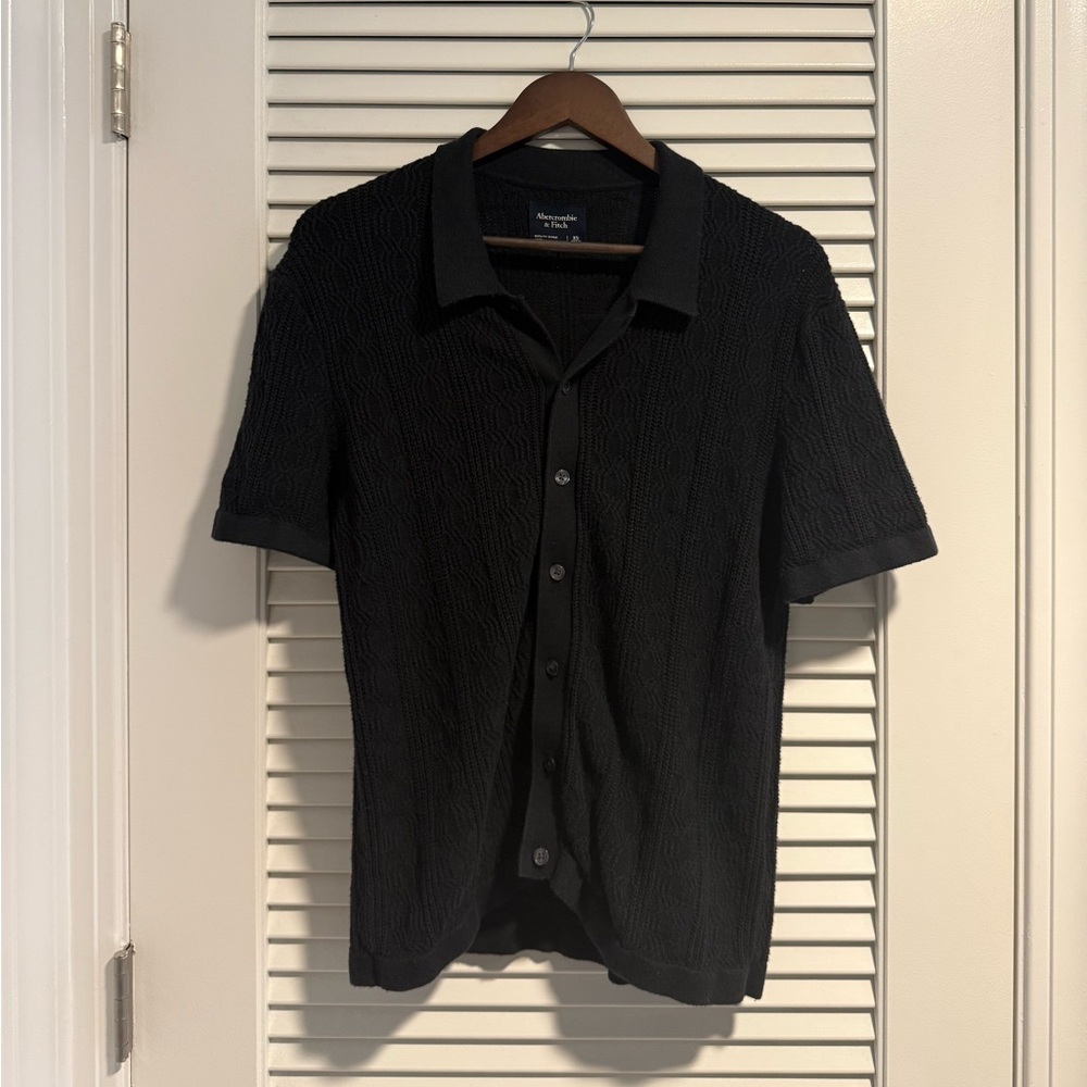 Abercrombie & Fitch Black Casual Button Down Shirt